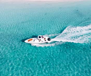 Hurghada: Paradise Speedboat w/ Optional Snorkeling & Lunch