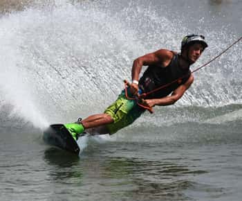 Sport acquatici a Bratislava - Wakeboard/Sci nautico/Kneeboard