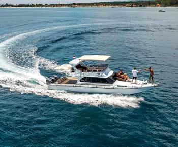 Bali: Nusa Penida Speedboat Trip with Snorkeling and Tour