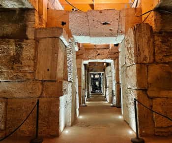 Rome: Colosseum Underground and Arena Tour