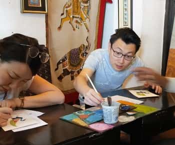 Udaipur: Traditional Miniature Painting Class