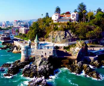 Santiago: Viña del Mar, Valparaiso, with Wine Tasting