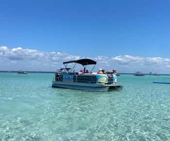 Fort Walton Beach: 20-ft 10-Passenger Pontoon Rental