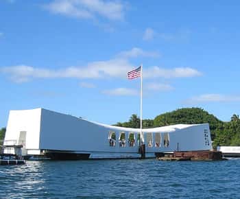 Oahu: Pearl Harbor Heroes Deluxe Experience