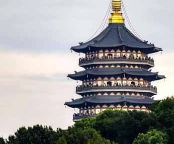 De Xangai: Excursão de 2 dias a Hangzhou de comboio de alta velocidade