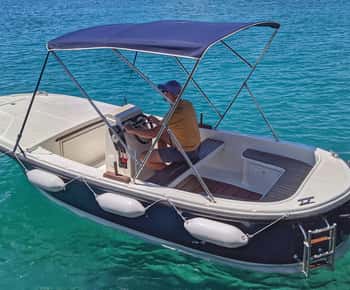 Makarska: Discover coastal area with Betina 500
