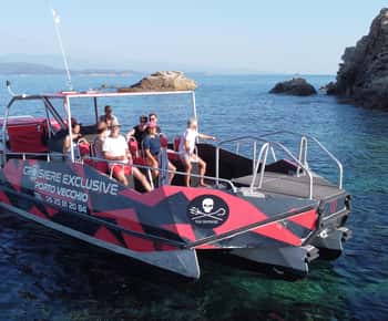 Media jornada: descubre las islas Lavezzi y los acantilados de Bonifacio