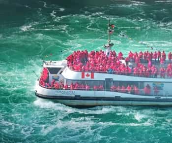 Niagara Falls: Premium Tour, Boat & Journey Behind the Falls