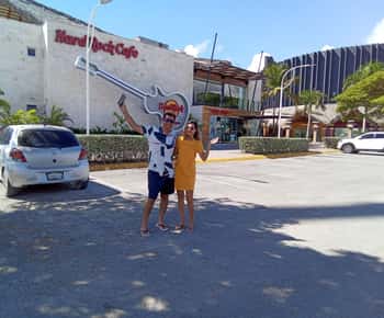 Punta Cana: Shopping Tour with Hotel Pickup and Drop-Off
