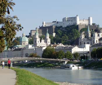 Salzburg 2.5-Hour Walking Tour: Mozart, Old Town & More