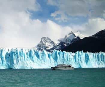 El Calafate: Lake Argentino Upsala Channel Glaciers Cruise