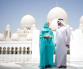 Dubai: Abu Dhabi Day-Trip Grand Mosque, Royal Palace & Lunch