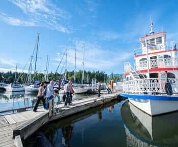 Vancouver: Evening Cruise with Dinner Buffet