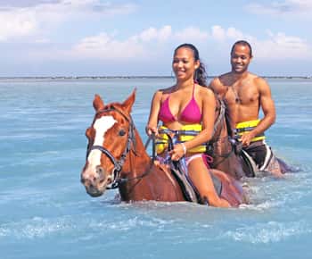 De Ocho Rios: Passeio a cavalo e natação em Chukka