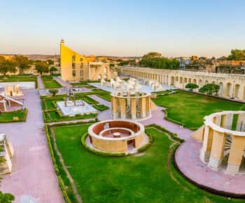 4-Day Luxury Golden Triangle Tour to Agra& Jaipur From Delhi