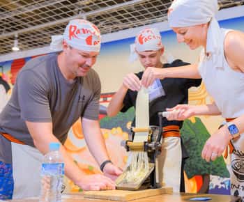 Kyoto: Ramen Cooking Class at a Ramen Factory with Souvenir