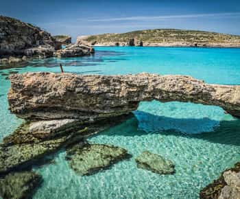 Malta: Comino, Lagoa Azul + Viagem de 1 dia às cavernas marinhas