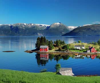 Scenic Hardanger Fjord, Waterfalls, and Orchards Day Trip