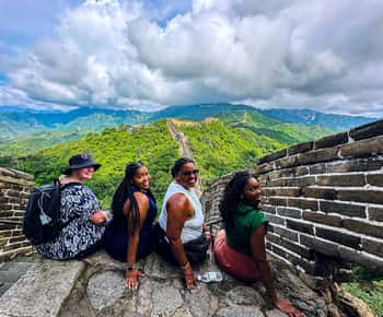 Пекин: Великая стена Мутяньюй (Mutianyu Great Wall) Столичный тур с пересадкой в аэропорту