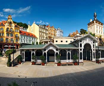 De Praga: Viagem de 1 dia com guia a Karlovy Vary