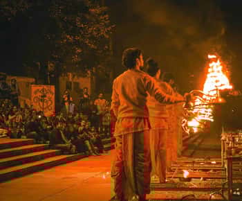 Tour turístico cultural de Rishikesh con Ganga Aarti