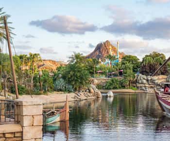 Tokyo Disney Resort - Urayasu: Zdobądź bilety | GetYourGuide