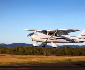 30 Minute Scenic Hobart Plane Flight