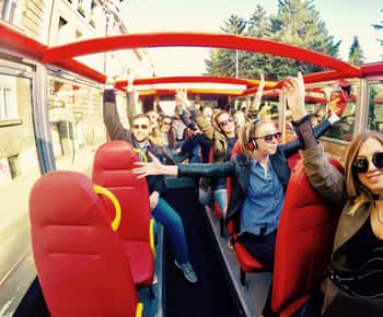 Panoramische hop-on-hop-off-bustour - Zagreb stadsrondleiding