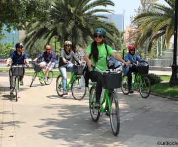 Santiago: Markets Bike Tour