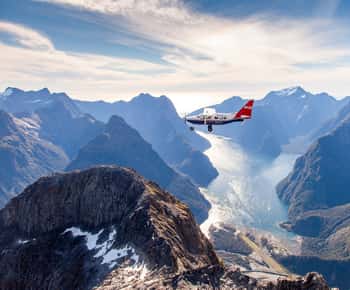 Vanuit Queenstown: Dagtrip Milford Sound per vliegtuig en boot