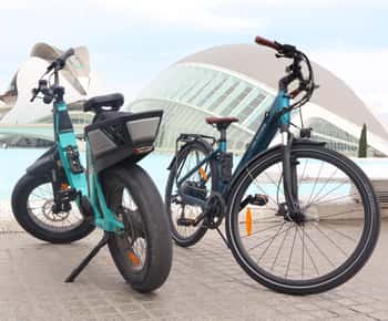 Valencia in één: stranden, oude stad en stadskunst per e-bike