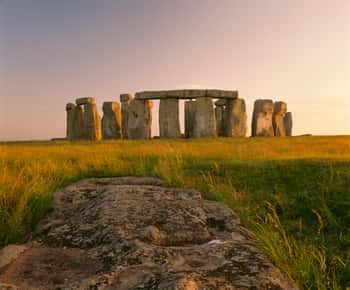 London: Stonehenge, Glastonbury & Avebury Small Group Tour