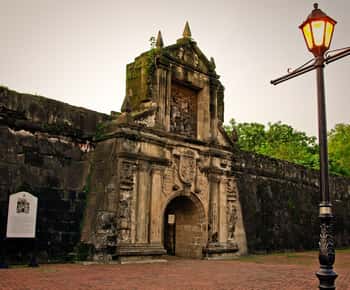 Manila: Old & New 4-Hour City Tour