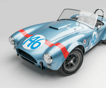 Zugang zum Gewölbe des Petersen Automotive Museum