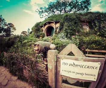 From Auckland: Hobbiton Afternoon Tour