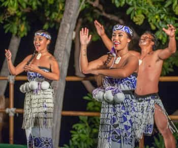 Kailua-Kona: Voyagers of the Pacific Luau with Buffet Dinner