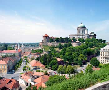 From Budapest: Danube Bend Day Trip in English