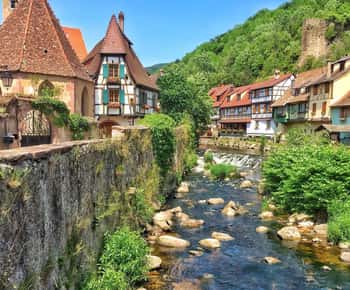 From Strasbourg: Medieval Villages & Wine Tasting Day Trip