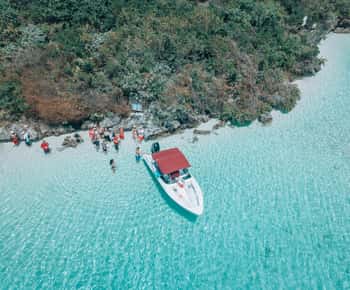 Trou d'Eau Douce: Southeast 5 Island Adventure