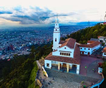 Bogotá: Monserrate, La Candelaria ja kaupunkikävelykierros