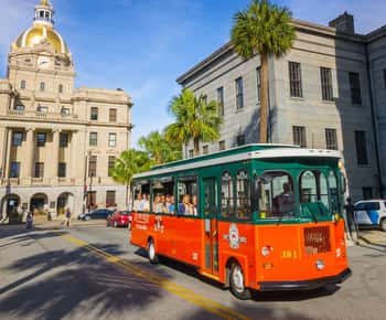 Savannah: Old Town Hop-On Hop-Off Trolley Tour