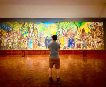 Mexico City: Diego Rivera's Murals Guided Walking Tour