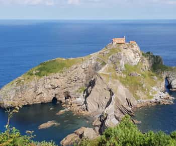 Z Bilbaa: Prohlídka Gaztelugatxe, Gerniky a Mundaky s průvodcem