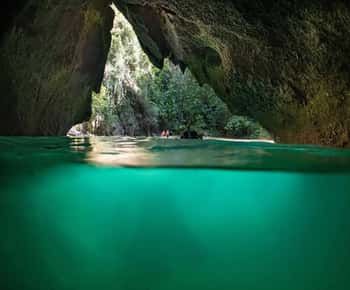 Ko Lanta: 4 Islands Snorkeling Tour by Longtail Boat
