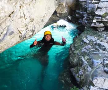 Huesca: 3-stündiges Canyoning-Erlebnis in den Pyrenäen