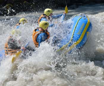 Imster Schlucht: Wildwasser-Rafting in den Tiroler Alpen