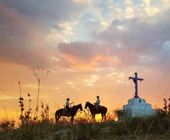 San Miguel: Romántico paseo a caballo al atardecer