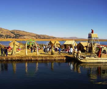 Desde Puno: Islas Flotantes de los Uros, tour de medio día