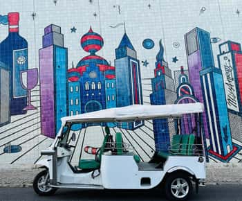 Lisboa: Alfama, Bairro Antigo, Mirantes e Mais Tour de TukTuk