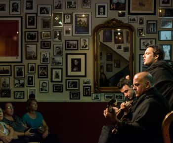 Coimbra: Fado-Live-Show mit einem Glas Portwein